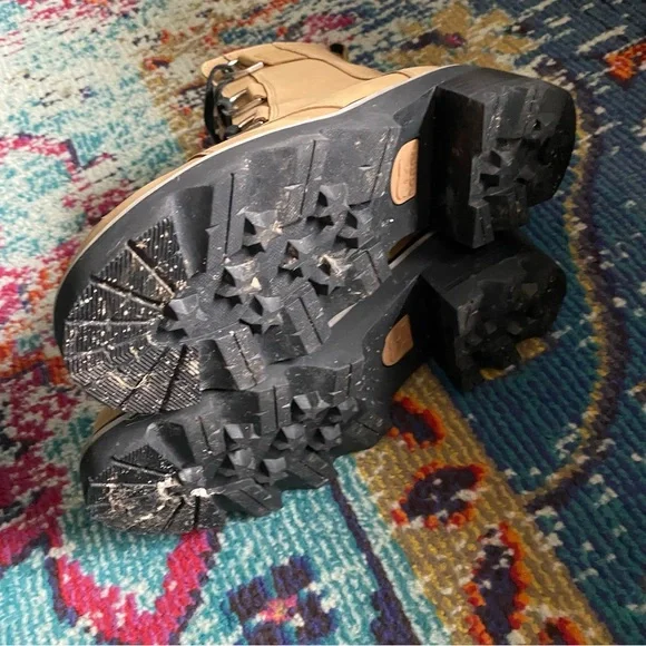 Sorel - Women’s Joan Now Lace Boot Caribou Buff Black - size 8.5 - Picture 9 of 10